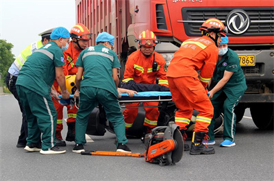 广丰沛县道路救援